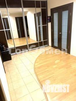 2-к квартира, вторичка, 69м2, 6/17 этаж