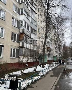 3-к квартира, вторичка, 50м2, 6/9 этаж