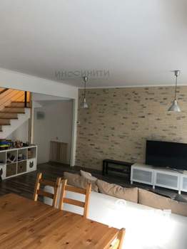 5-к квартира, вторичка, 161м2, 4/4 этаж