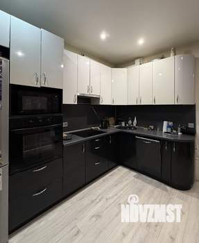 2-к квартира, вторичка, 62м2, 13/17 этаж