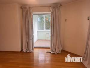 4-к квартира, вторичка, 130м2, 4/10 этаж