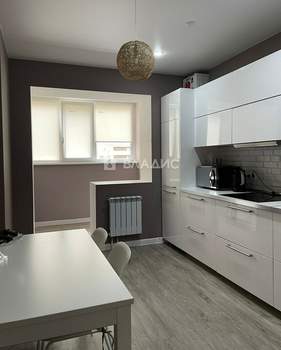 3-к квартира, вторичка, 92м2, 2/18 этаж