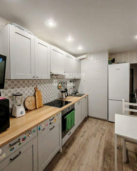 1-к квартира, вторичка, 46м2, 18/25 этаж