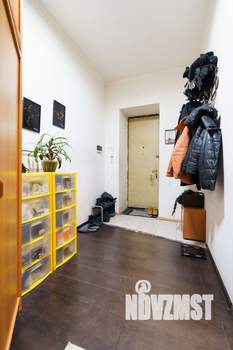 2-к квартира, вторичка, 67м2, 1/10 этаж