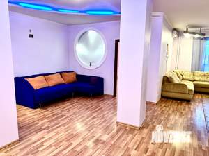 2-к квартира, вторичка, 62м2, 11/18 этаж