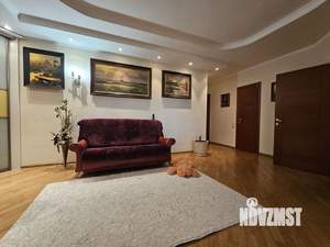 3-к квартира, вторичка, 124м2, 9/10 этаж