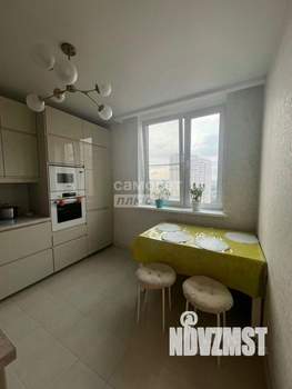 2-к квартира, вторичка, 52м2, 14/25 этаж