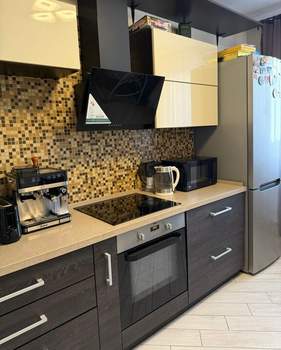 2-к квартира, вторичка, 62м2, 10/17 этаж