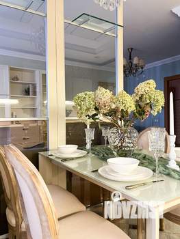 4-к квартира, вторичка, 121м2, 5/8 этаж