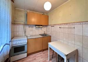 3-к квартира, вторичка, 63м2, 1/9 этаж