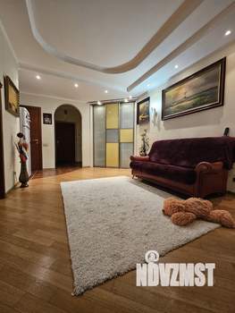 3-к квартира, вторичка, 124м2, 9/10 этаж