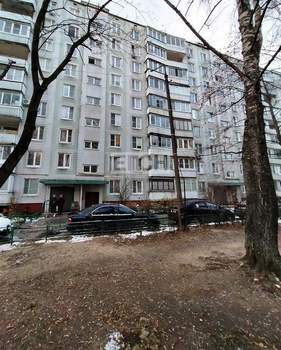 3-к квартира, вторичка, 57м2, 9/9 этаж