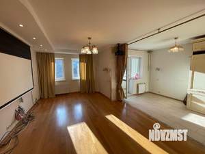 4-к квартира, вторичка, 130м2, 4/10 этаж