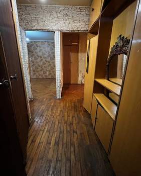 2-к квартира, вторичка, 45м2, 1/5 этаж