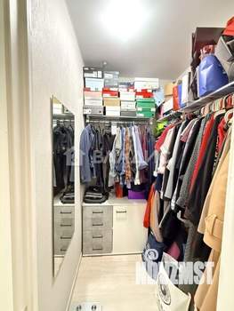 Студия квартира, вторичка, 28м2, 18/23 этаж