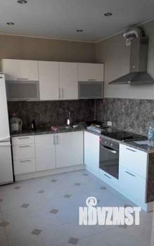 1-к квартира, вторичка, 40м2, 14/18 этаж