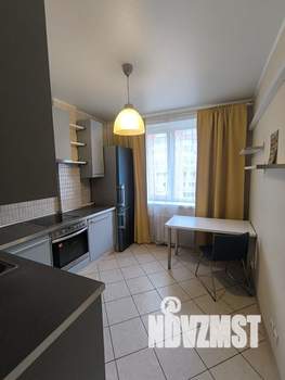 1-к квартира, вторичка, 42м2, 6/10 этаж