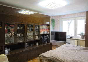 2-к квартира, вторичка, 43м2, 1/9 этаж