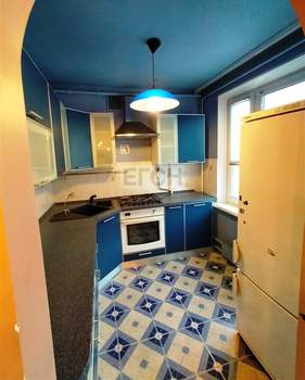 3-к квартира, вторичка, 57м2, 9/9 этаж