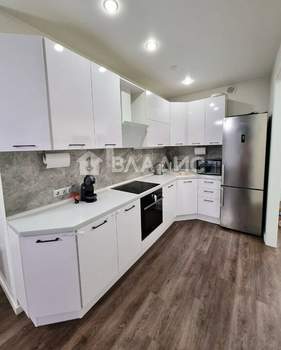 2-к квартира, вторичка, 55м2, 13/18 этаж