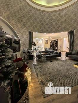 3-к квартира, вторичка, 138м2, 7/7 этаж