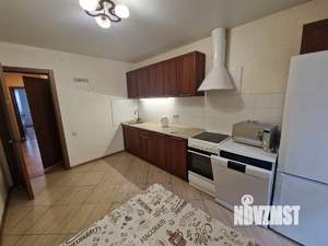 2-к квартира, вторичка, 68м2, 8/19 этаж