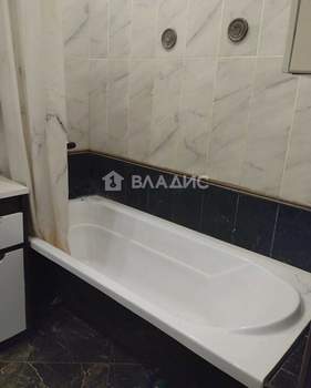 2-к квартира, вторичка, 64м2, 11/18 этаж