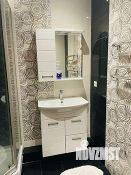 2-к квартира, вторичка, 74м2, 5/18 этаж