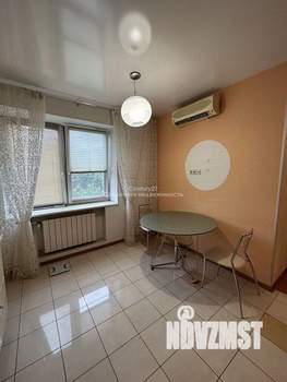 2-к квартира, вторичка, 63м2, 4/18 этаж