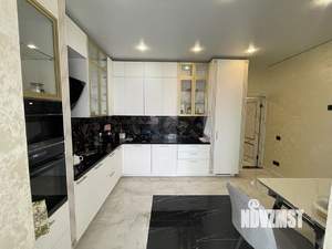 3-к квартира, вторичка, 106м2, 2/9 этаж