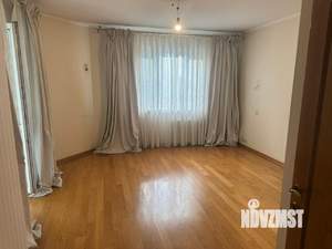 4-к квартира, вторичка, 126м2, 4/10 этаж